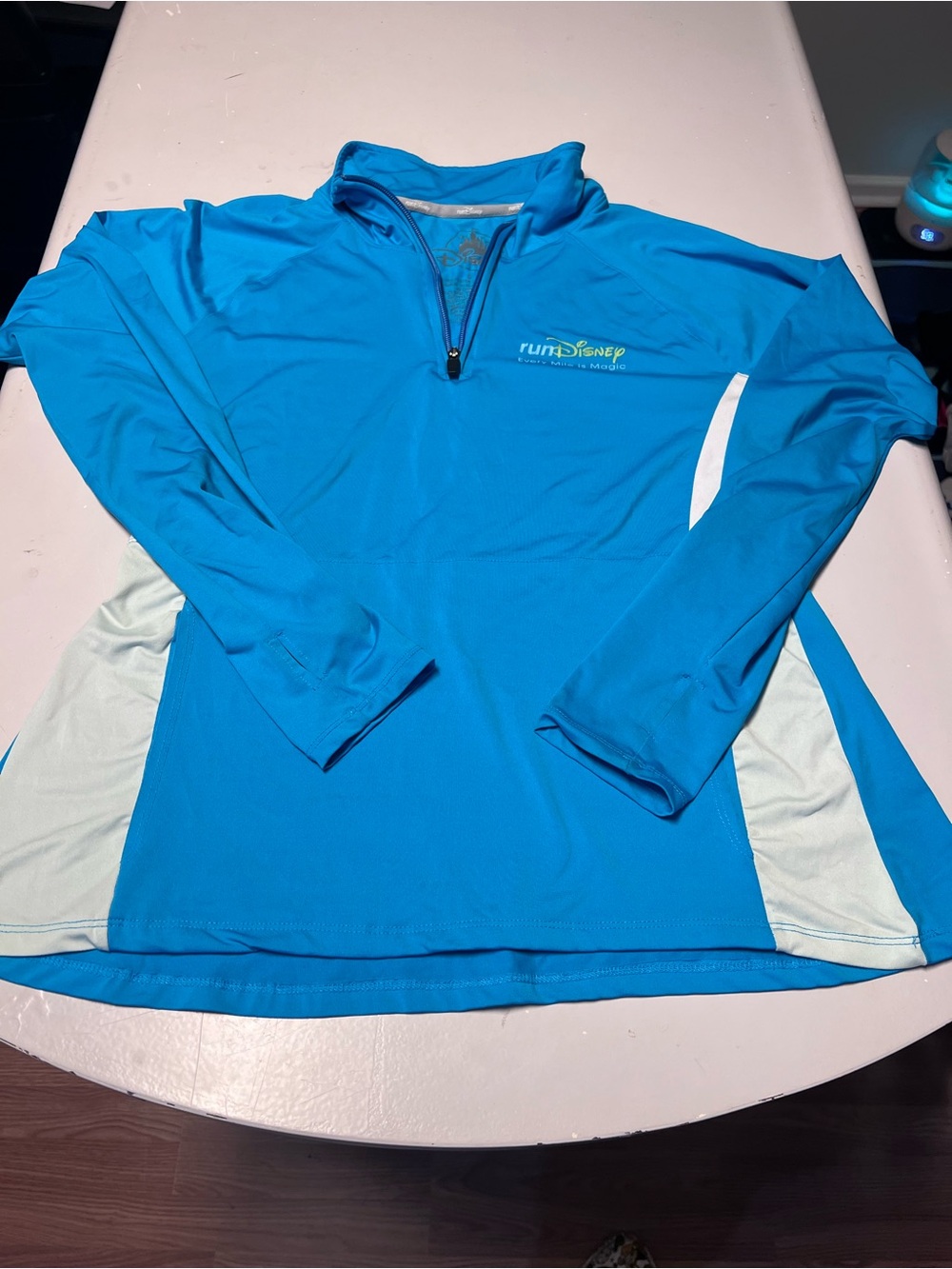 Run Disney Women’s Blue Long-sleeve running top